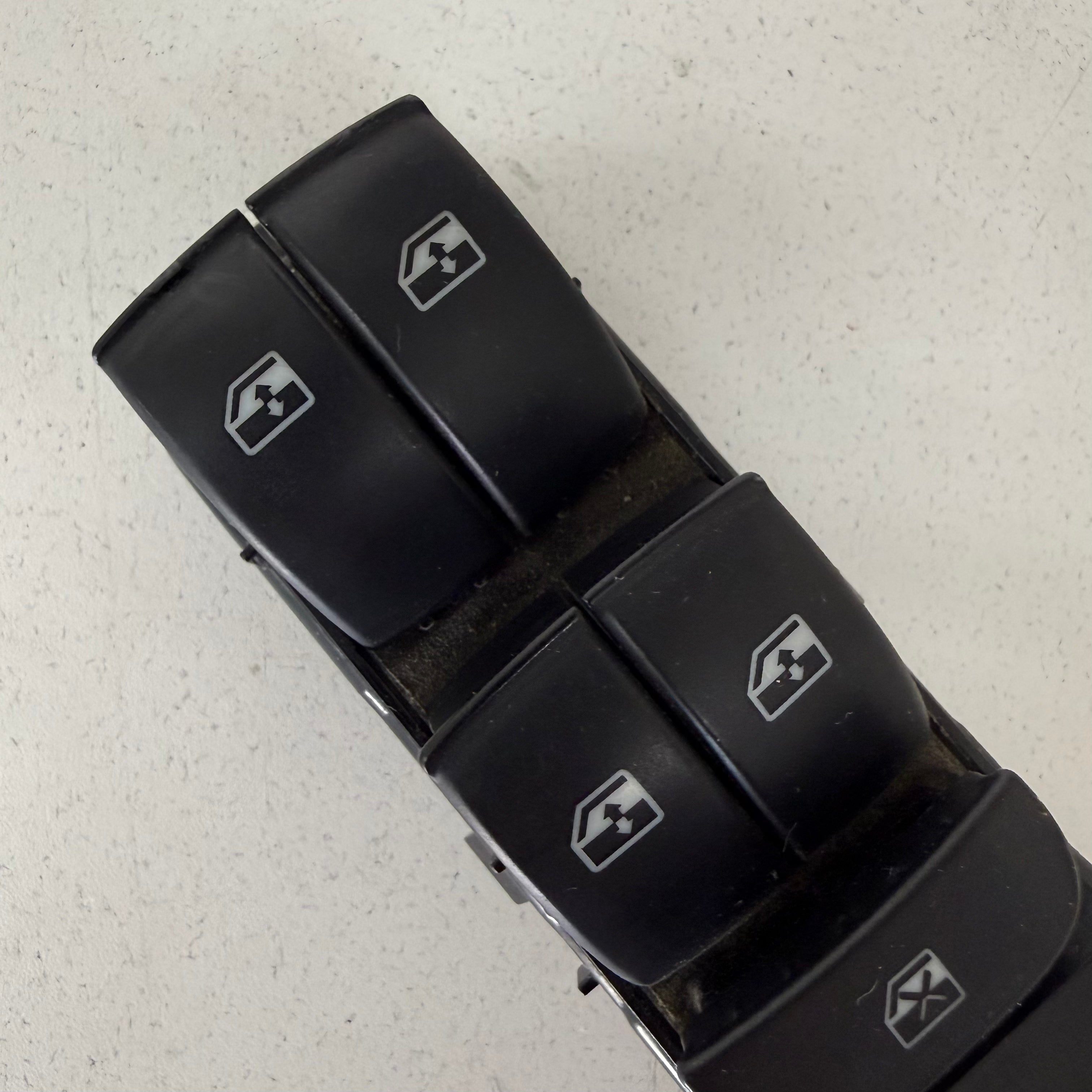 2003+ Saab 9-3 Window Switch