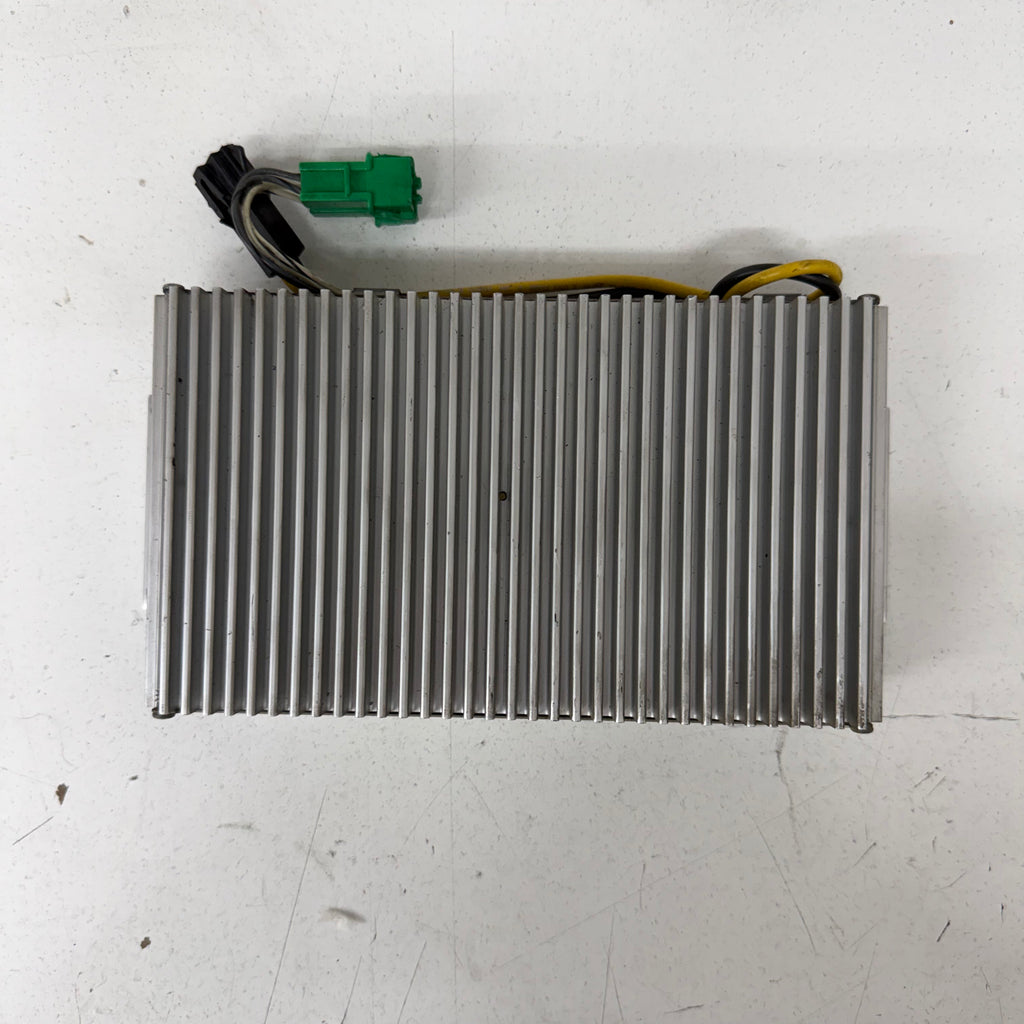 1994-1998 Saab 900 Radio Amplifier, Clarion